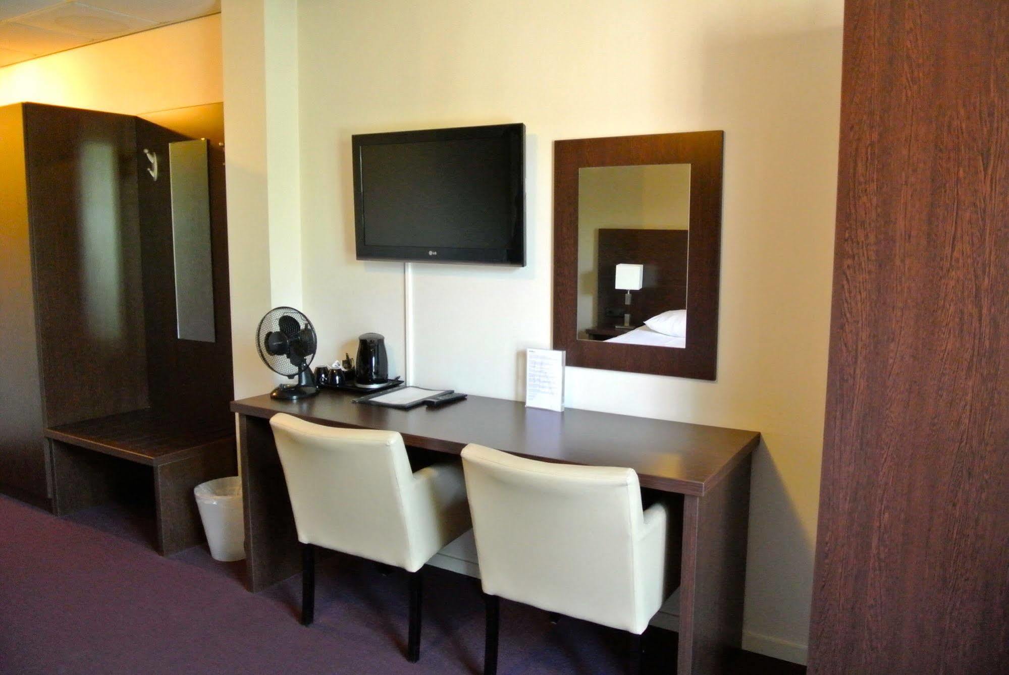 Hotel Arcen Esterno foto